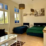 Apartament Sara *